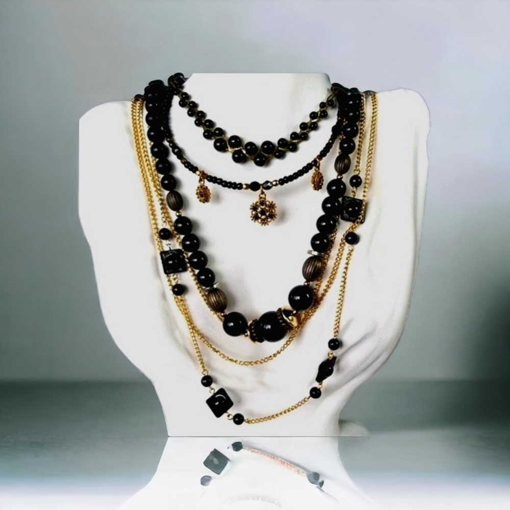 Vintage Elegant Black and Gold Jewelry 9 Piece Resellers Lot - Picture 3 of 13